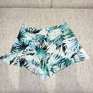 Floral Shorts with Flared Bottom